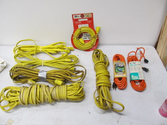 lot 153 image: Lot of Extension Cords - Some Brand New