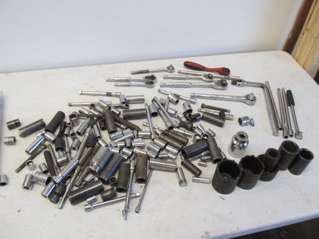 lot 230 image: LARGE Lot of Assorted Sockets Ratchets etc