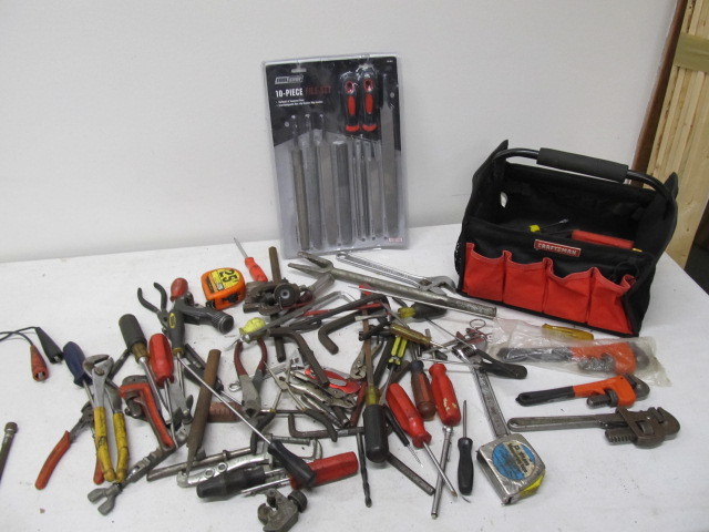 lot 231 image: Craftsman Tool Carrier wLARGE Group of hand tools