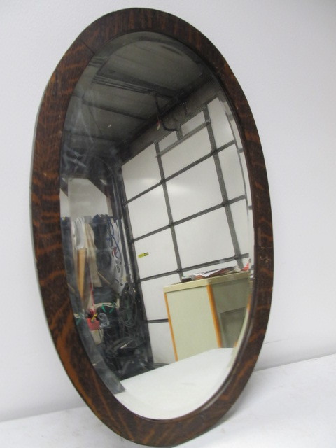 lot 279 image: Antique Tiger Oak Wall Mirror wBeveled Glass