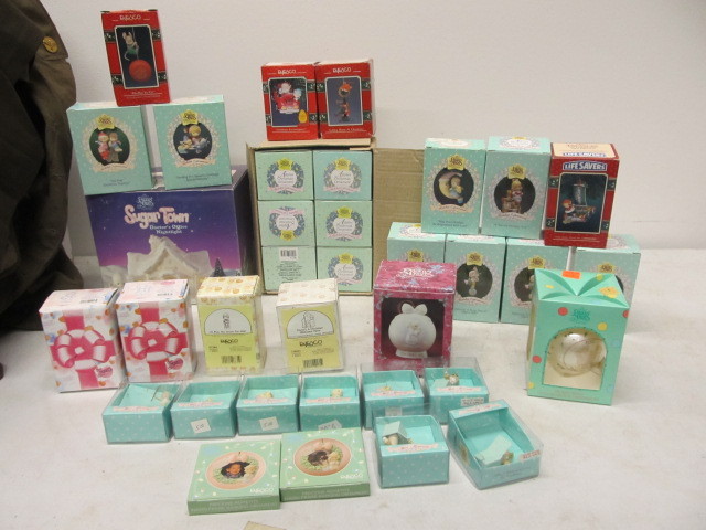 lot 280 image: Large Lot of NIB Precious MomentsEnesco Christmas Ornaments