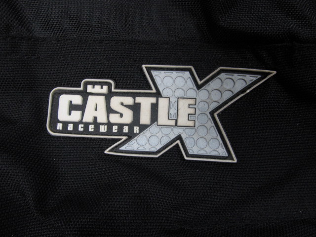 lot 118 image: Womens CASTLE X RACEWEAR Snow Pants, XL