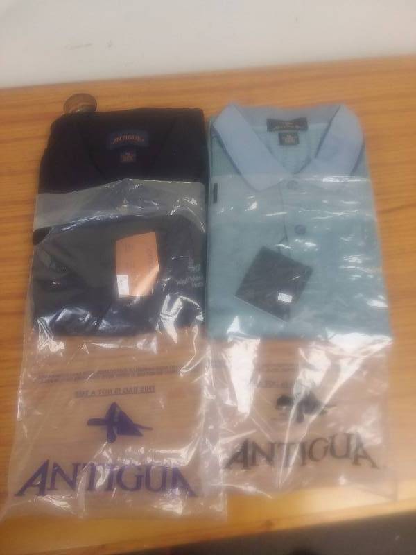lot 98 image: Brand New Golf Polo Shirts XL - Jekyll Island Club