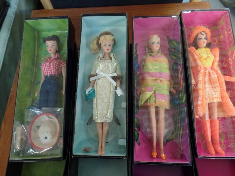 lot 415 image: BARBIE GOLD LABEL COLLECTORS REQUEST REPRODUCTIONS