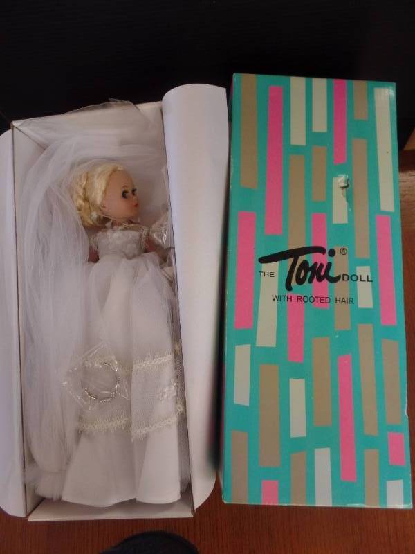 lot 558 image: THE TONI DOLL