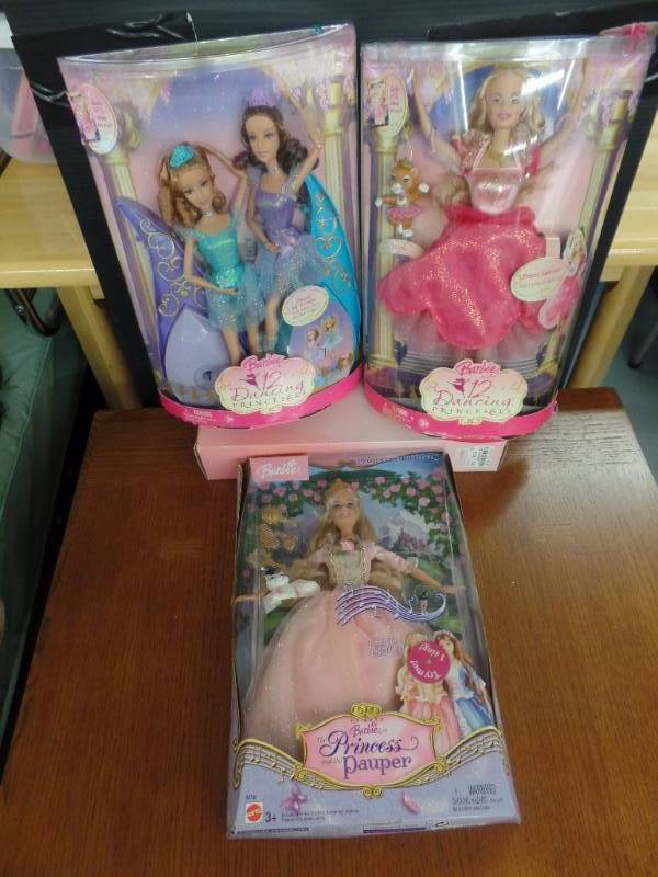 lot 456 image: BARBIE PRINCESS DOLLS
