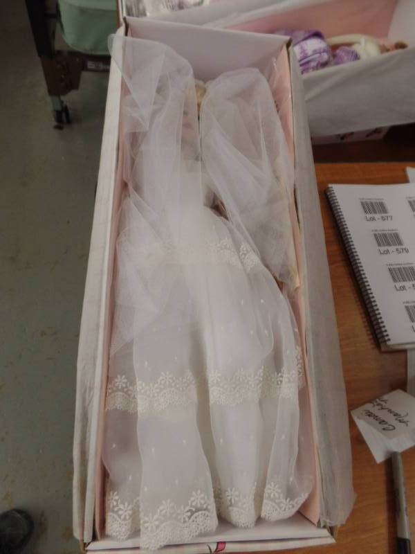 lot 579 image: KITTY COLLIER DOLL BY TONNER