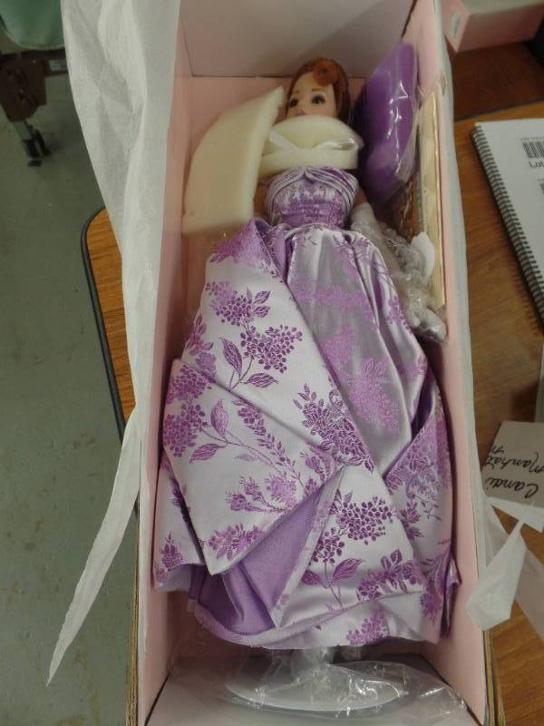 lot 580 image: KITTY COLLIER DOLL BY TONNER