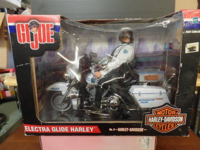 lot 591 image: GI JOE ELECTRA GLIDE HARLEY