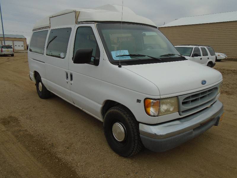 1997 Ford E-150 Wheelchair Van