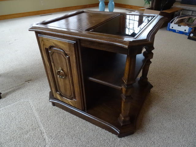 lot 6 image: End Table Rectangle 2 Shelf