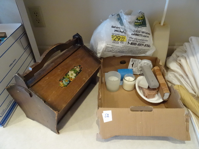 lot 52 image: Wood Basket WContents