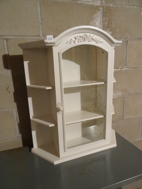 lot 151 image: White Wall Shelf 25 X 7 X 25