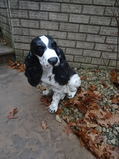 lot 159 image: Dog Statue Cocker Spaniel