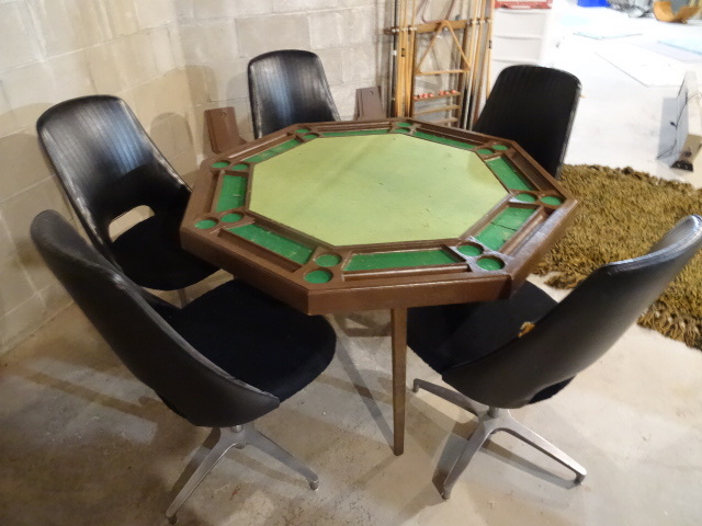 Folding Poker Table W 5 Chairs Brady K C Auctions Hugo