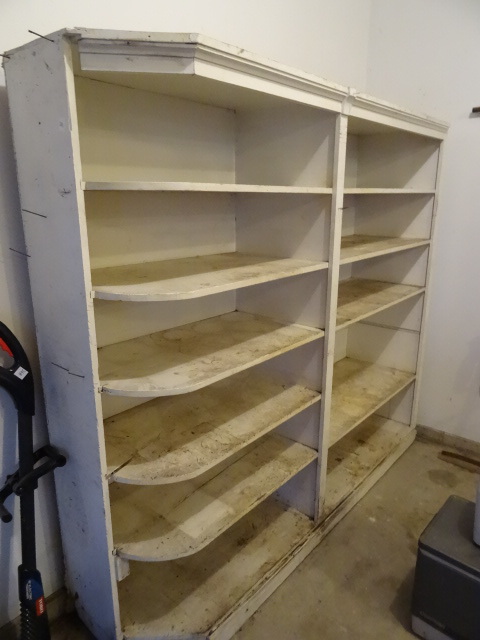 lot 263 image: Wood Shelving Unit 84 X 21 X 74