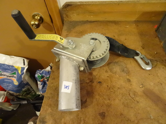 lot 305 image: Post Mount Strap Wrench