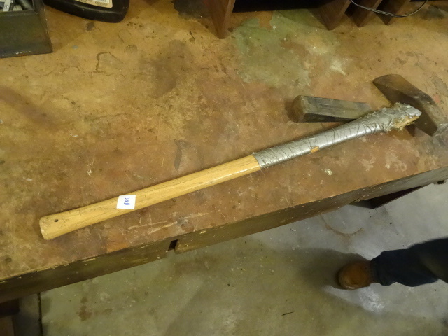 lot 308 image: Splitting Maul & Wedge