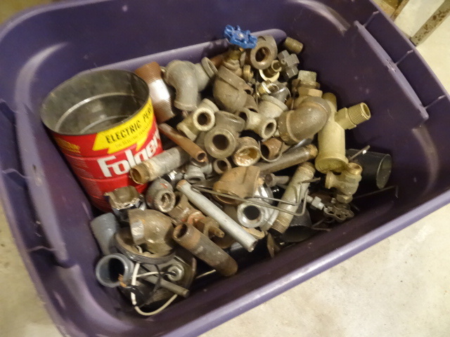 lot 317 image: Misc Pipe Fittings