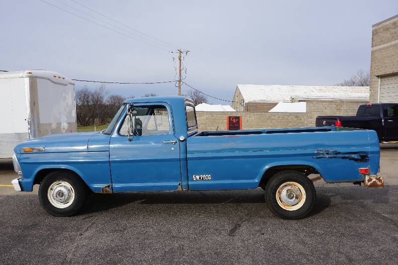 lot 1 image: 1969 Ford F100 Pick Up Truck