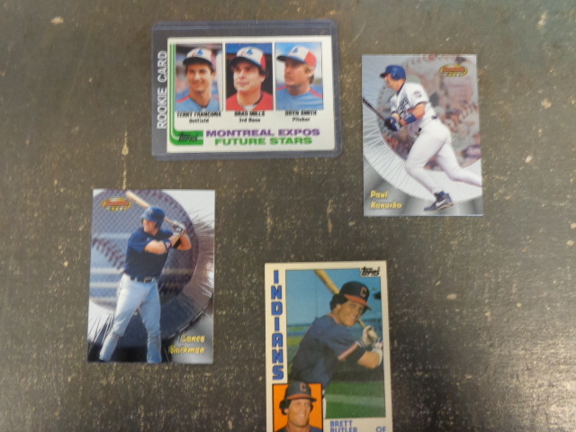 lot 25 image: 50 Baseball Rookie Cards with Francona and Konerko