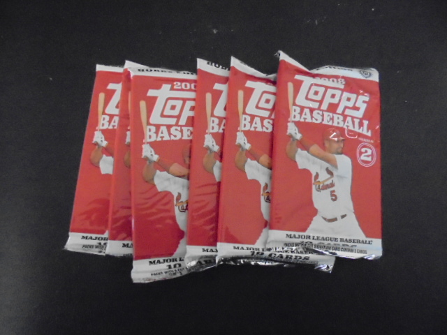 lot 26 image: Unopened Topps Baseball Cards