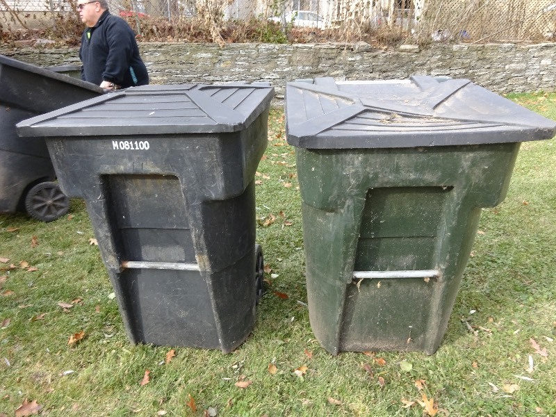 90 Gallon Trash Bins