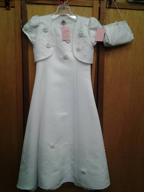 lot 34 image: Cinderella Girls Size 8 White Dress, Jacket, Purse
