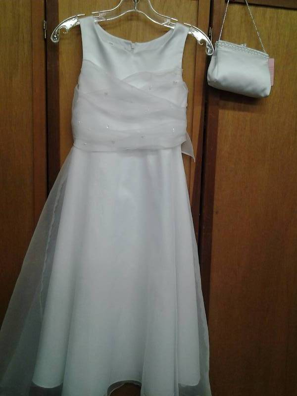 lot 35 image: Bonnie Jean Girls Size 10 Dress & Purse (White)