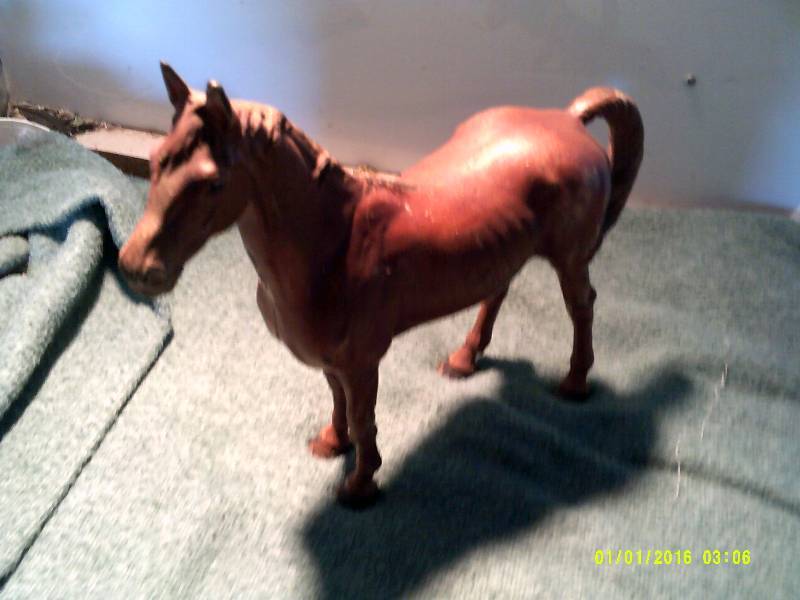 ANTIQUE CAST IRON HORSE