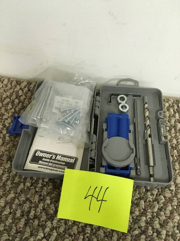 lot 44 image: Kreg R3 Jr. Pocket Hole Jig System