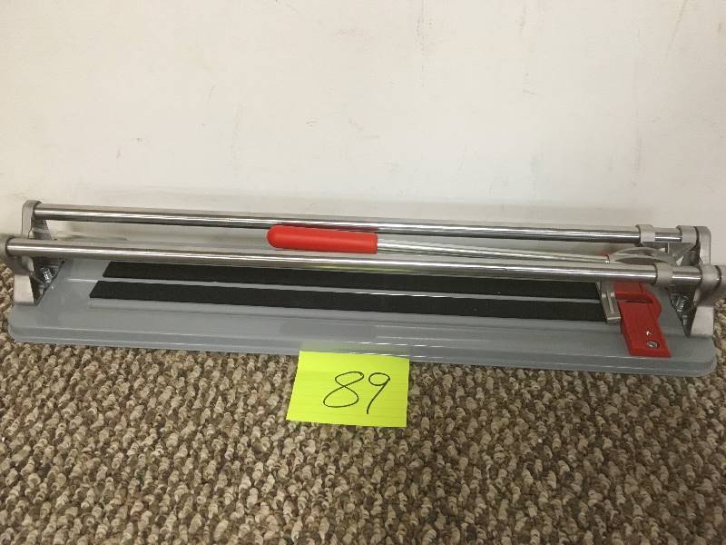 lot 89 image: Tile Cutter - no pin