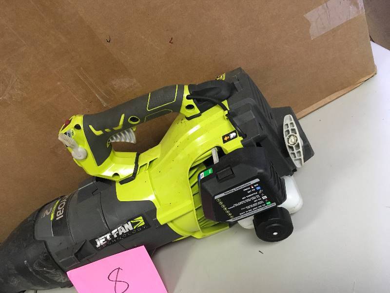 lot 8 image: Ryobi Jet Fan 2 Stroke Leaf Blower