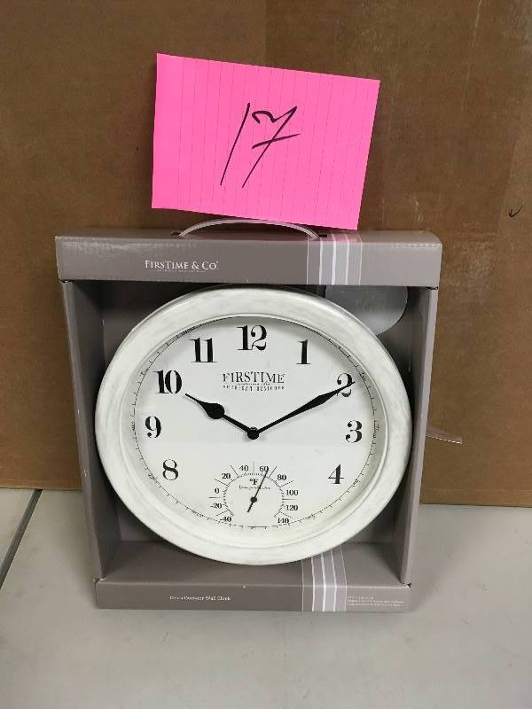 lot 17 image: Costa Outdoor Clock