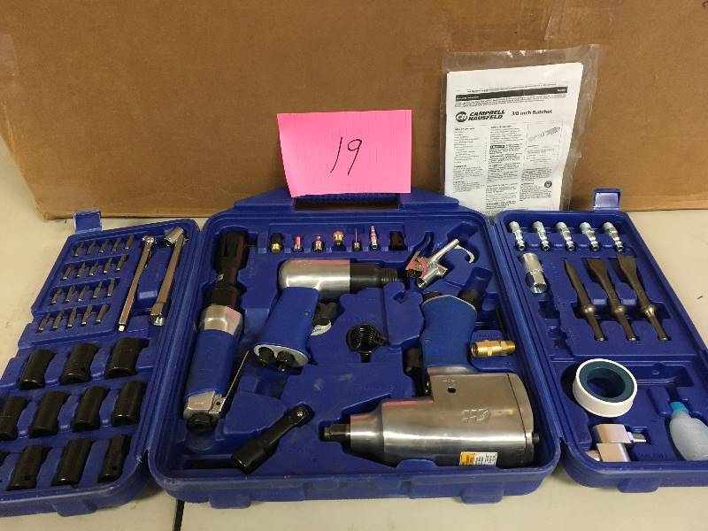 lot 19 image: Campbell Hausfeld 62 Piece Air Tool Kit