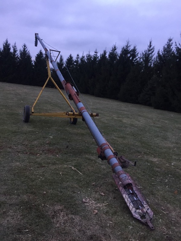 SNOWCO 6  GRAIN AUGER