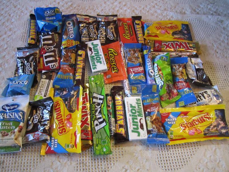 lot 73 image: Large Lot of Misc Candy Best by dat...