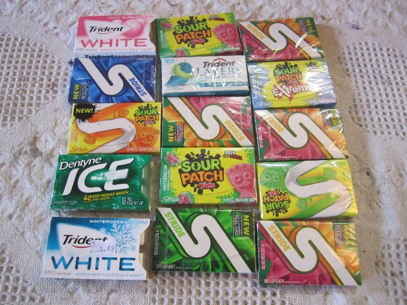 lot 83 image: Lot of 15 Various Packs of Gum Best...