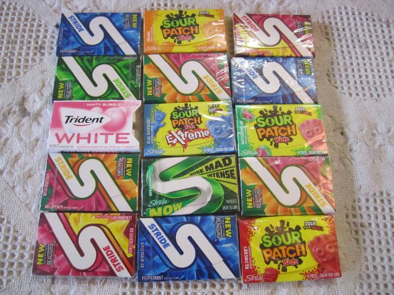 lot 86 image: Lot of 15 Various Packs of Gum Best...