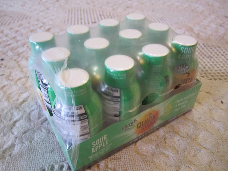 lot 89 image: Pack of 12 Quick Strike 5 Hour Ener...
