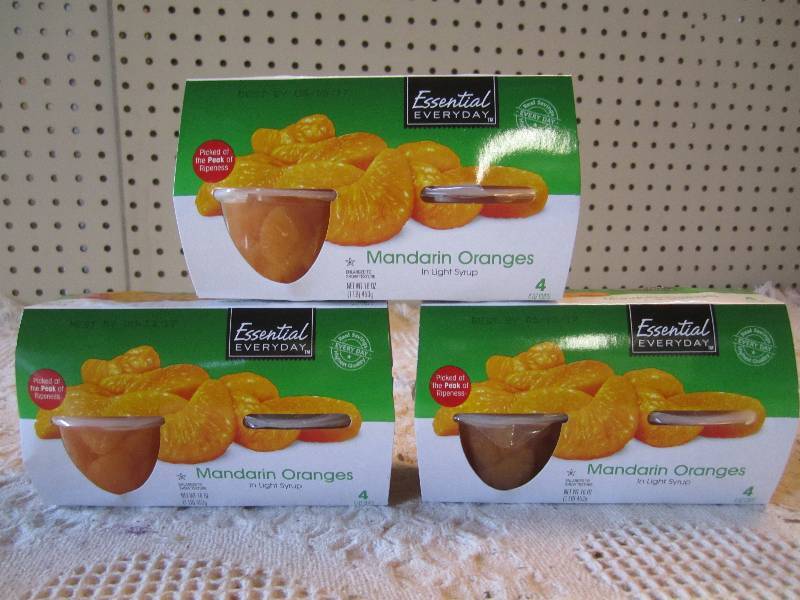 lot 133 image: 3 Packs of Mandarin Oranges Cups 4 ...