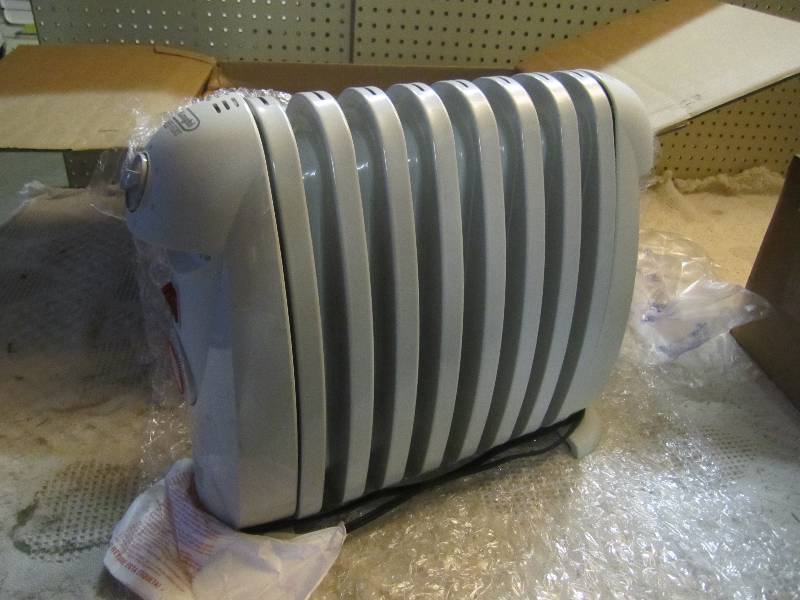 lot 178 image: Solaris Delonghi Safe Heat Radiant ...