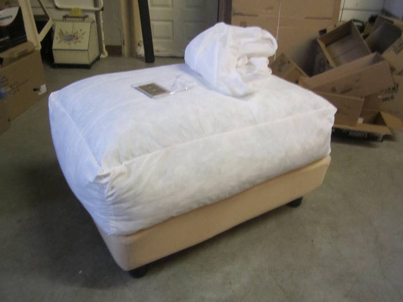 lot 182 image: Down Topped Ottoman Approx. 32 x 2...