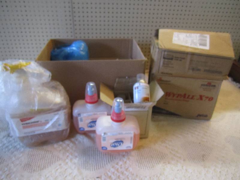 lot 225 image: Mixed Lot Soaps etc. See Photos...