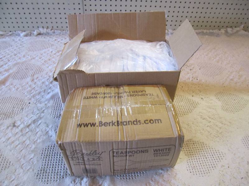 lot 230 image: Lot of 1000 Plastic Spoons and 1000...