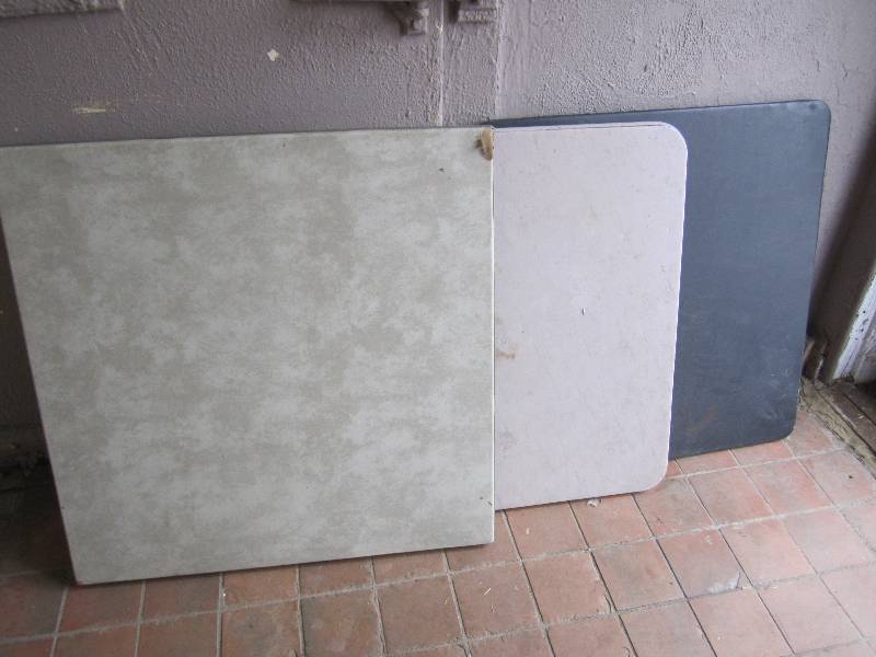 lot 239 image: Lot of 3 Folding Tables ...