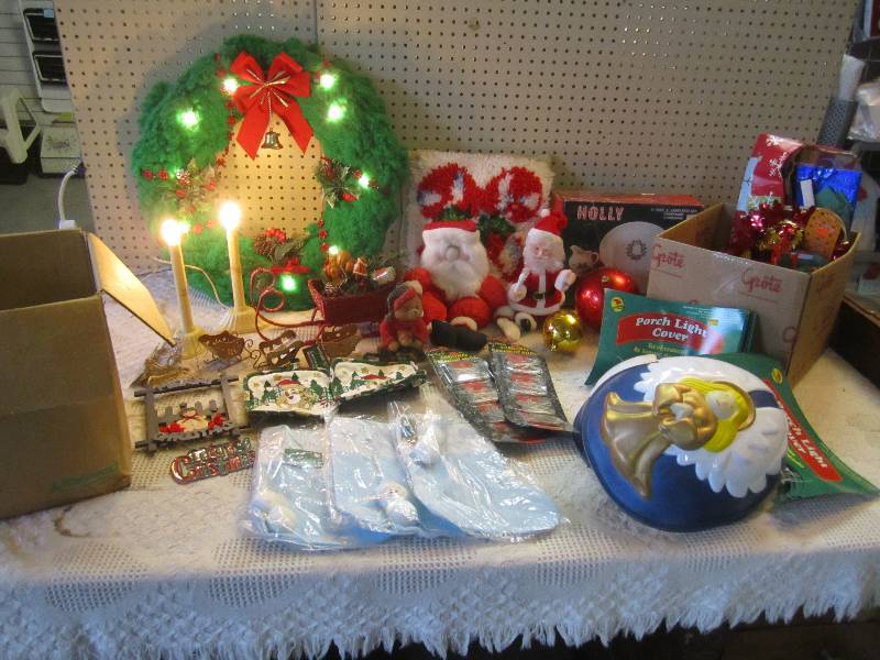 lot 240 image: Large Lot of Misc Christmas Decor...