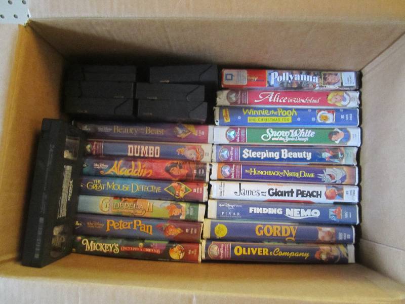 lot 243 image: Lot of 24 Disney Movies VHS ...
