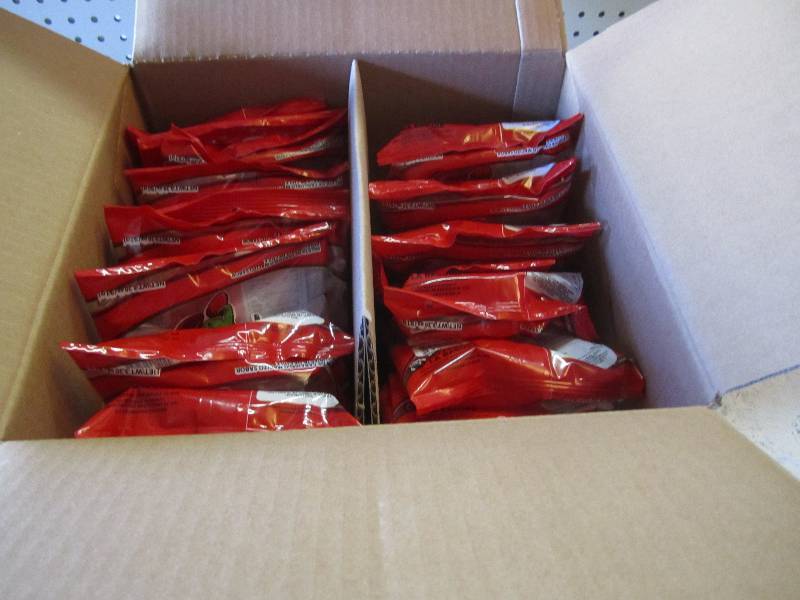 lot 268 image: Case of 24 Bags Beny Elotitos Pinea...