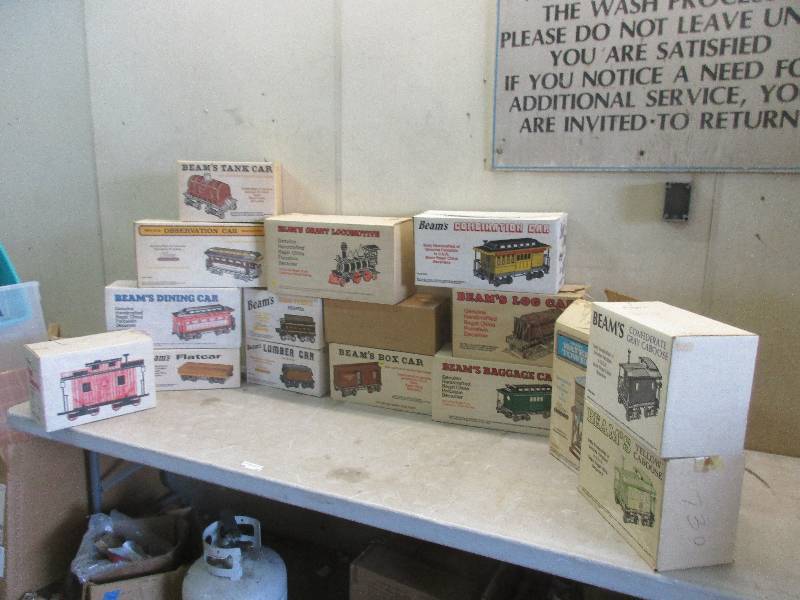 lot 55 image: Jim Beam Train Car Decanters
